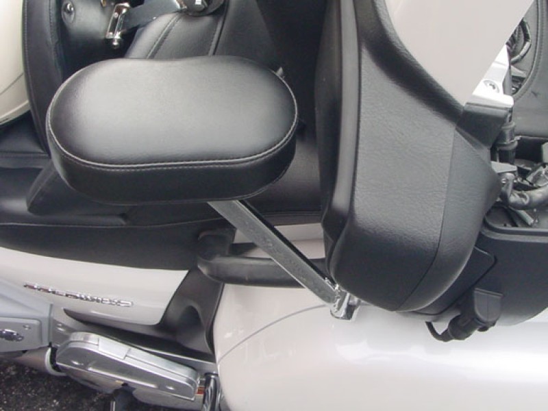 Show Chrome 52-677A Goldwing GL1800 Passenger Armrests